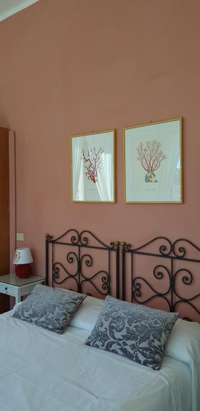 Superior Double Room with Sea View image 2