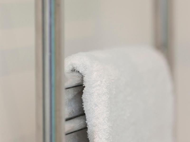 City Centre Lace Market Apartments - 2 Bedrooms Budget Apartment with 4 Beds and 2 Bathrooms and full Kitchen in George Street - close to Victoria Centre Shopping Centre and Nightlife - image 29
