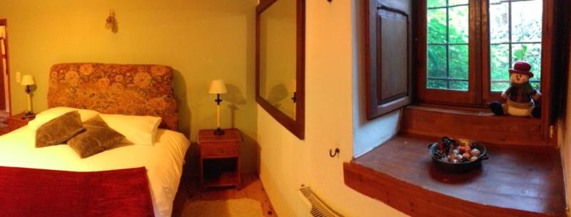 Standard Double Room image 3