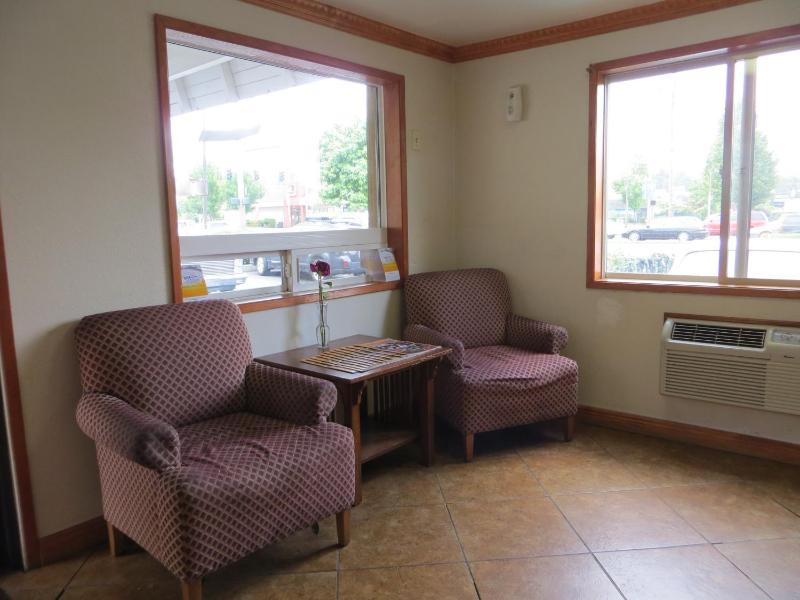 Portland Inn - image 29