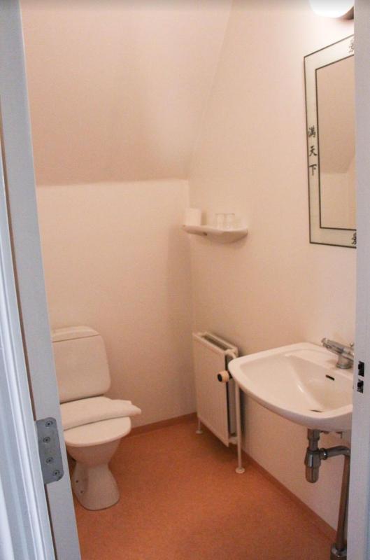 Double Room with Balcony image 2