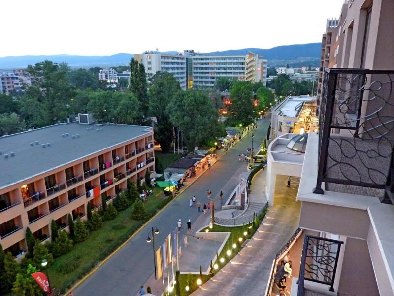 Apartment with Balcony image 3