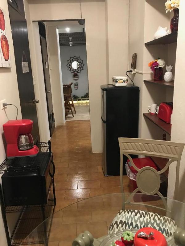 One-Bedroom Apartment image 1