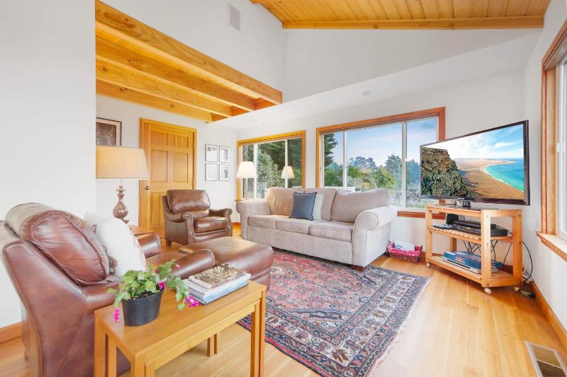 Two Bedroom House image 3