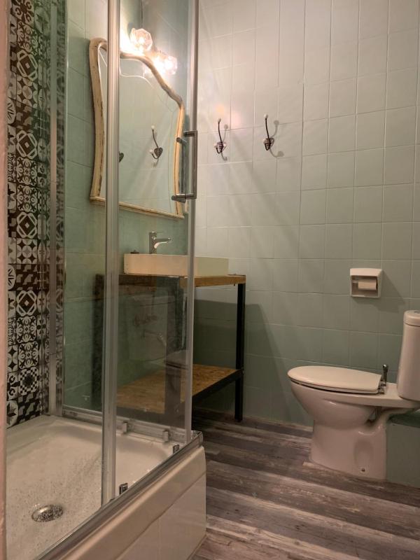 Single Room image 4