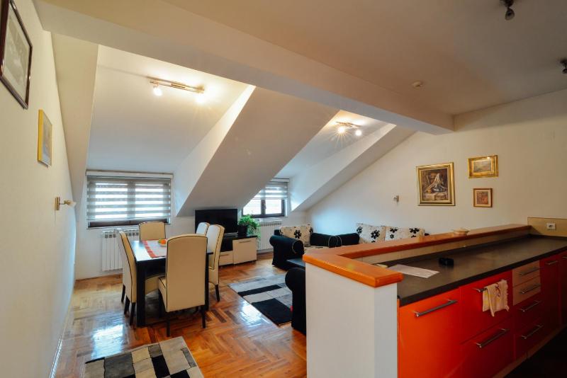 Apartment image 2