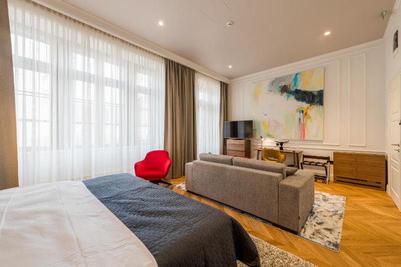 Deluxe Double Room with Balcony image 1