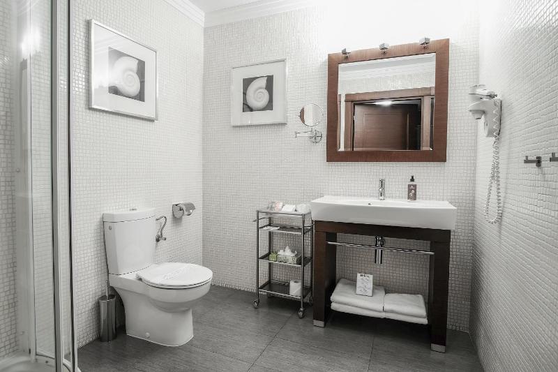 Vanilla Hotel - image 15