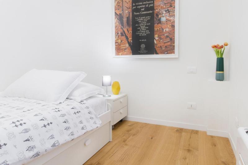 GetThekey San Vitale Apartment - image 13