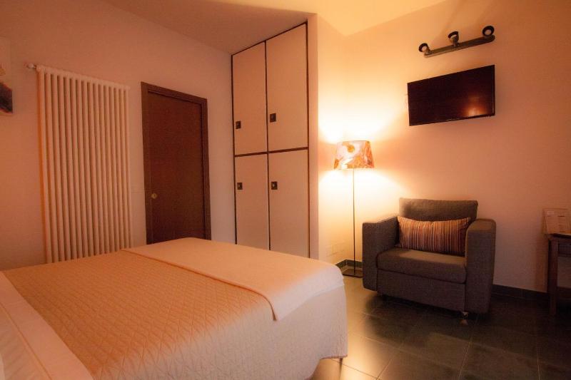 Junior Suite image 2