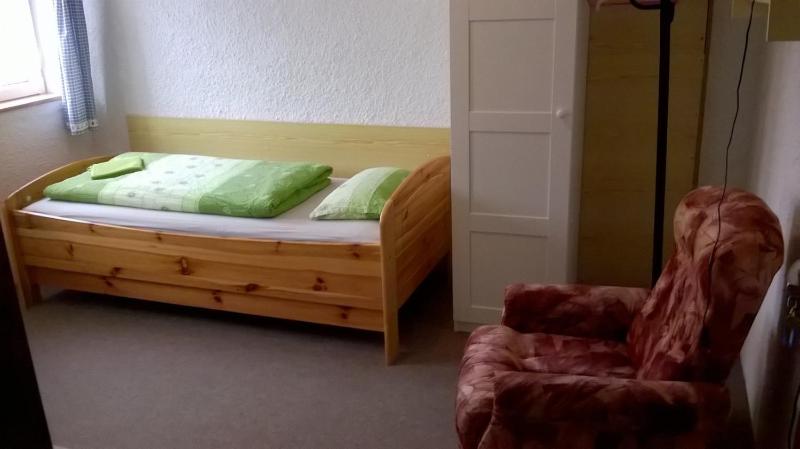Single Room with Mountain View image 2