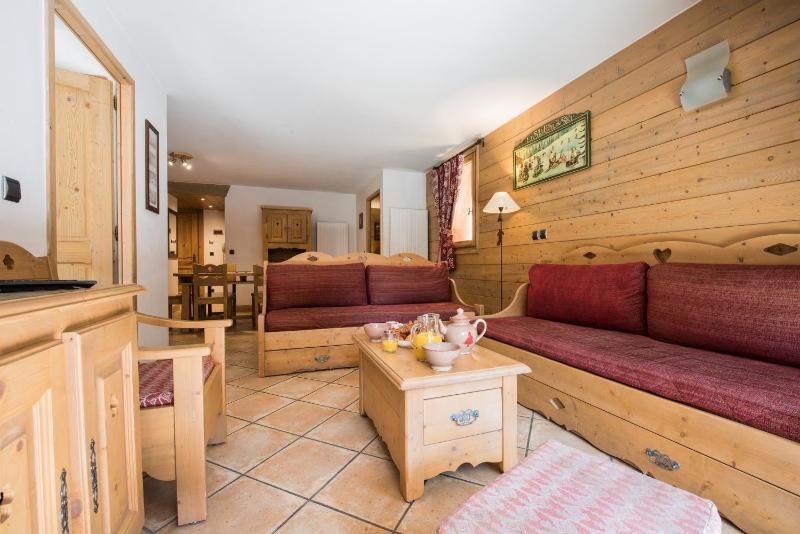 Three-Bedroom Apartment with Spa Access (8 Adults) image 4