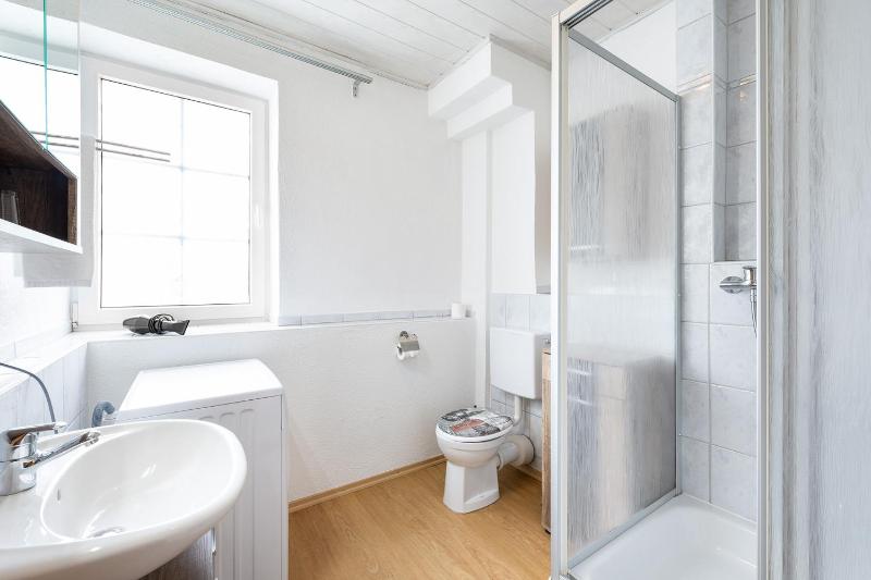 One-Bedroom Apartment image 1