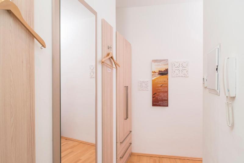 Tiny Hideaway - image 8