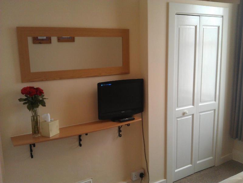Standard Double Room - Second Floor image 3