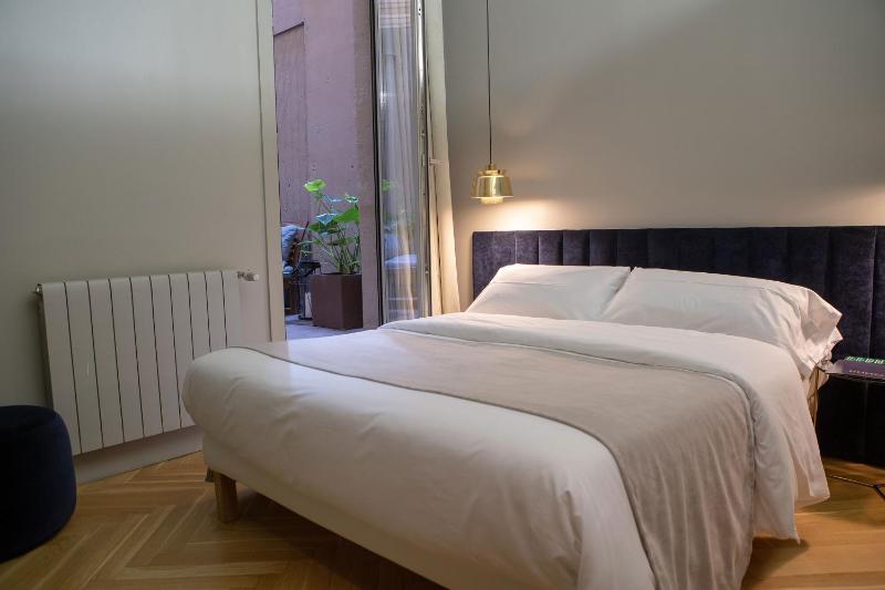 BUHO Boutique Rooms - image 8