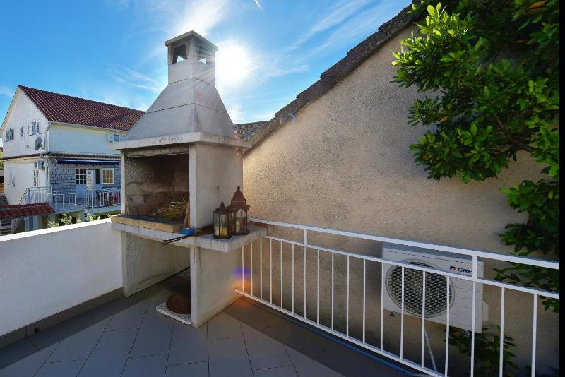 Apartment with Balcony image 2