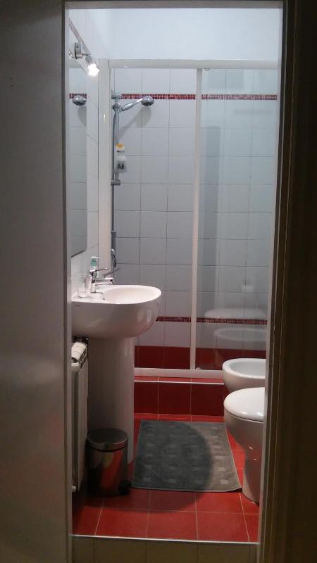Deluxe Room image 3