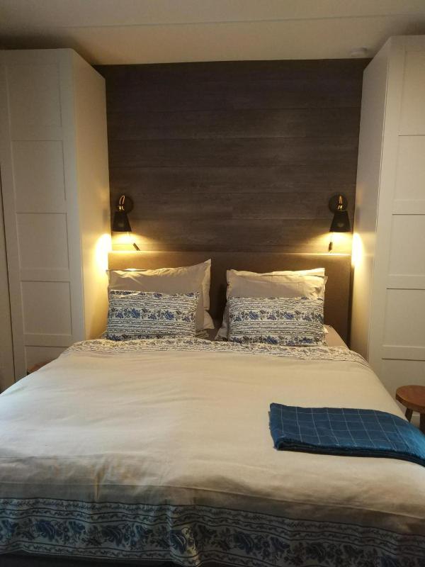 Superior Double Room with Garden View image 4