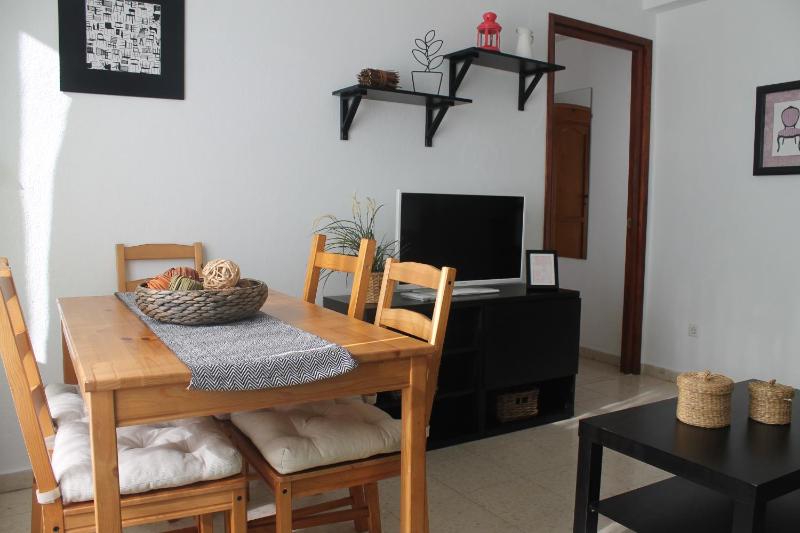 Three-Bedroom Apartment with Sea View image 4