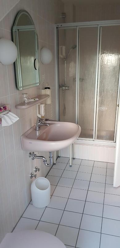 Standard Single Room image 1