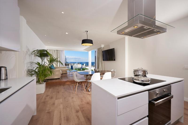 Two-Bedroom Premium Apartment (4 Adults) image 1