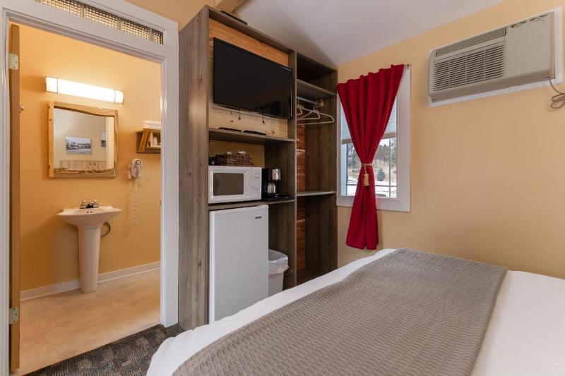 Foxtail - Double Room image 3