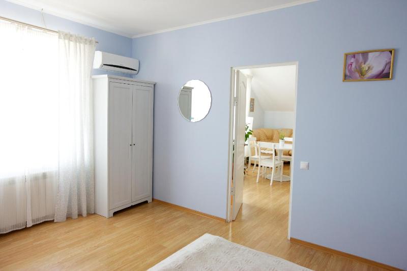 Suite image 2