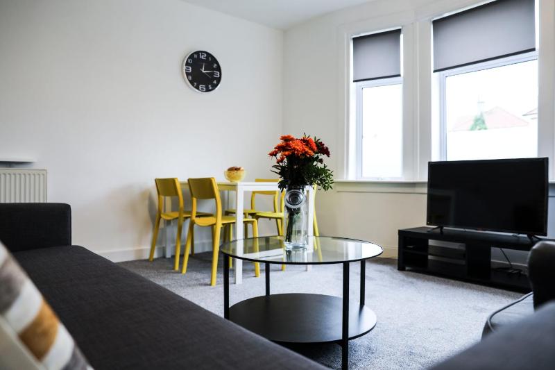 Apartment image 2