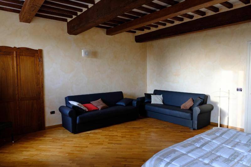 Triple Room image 4