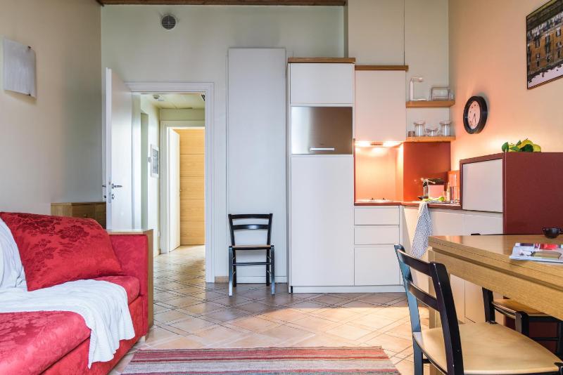 One-Bedroom Apartment image 3