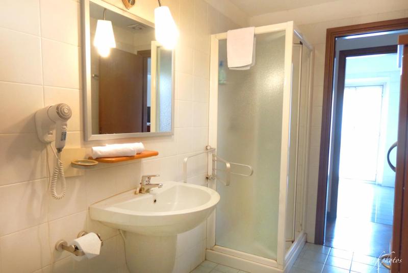 One-Bedroom Apartment (3 Adults) image 4