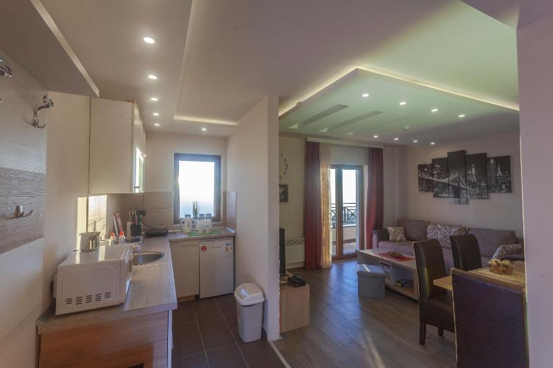 Apartment with Mountain View image 1