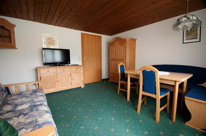 One-Bedroom Apartment image 1