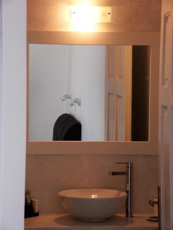 Triple Room with Courtyard Access - Ground Floor image 4