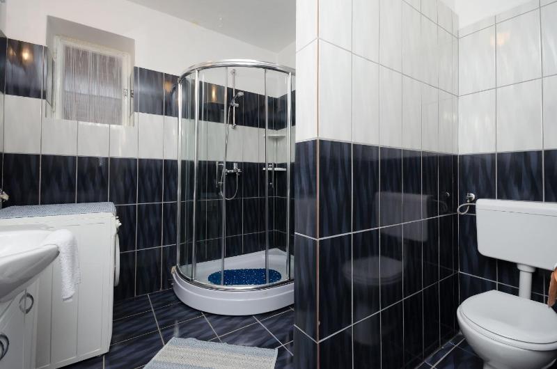 Apartment Milan - image 6