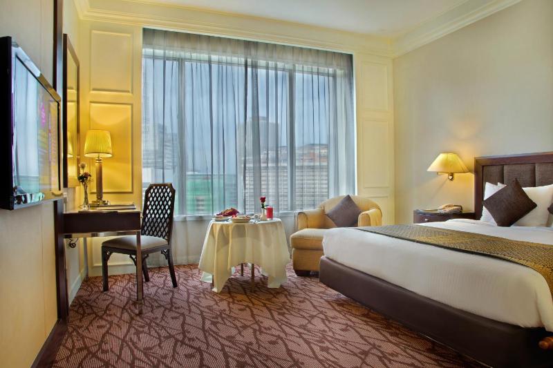 Club Double or Twin Room with Club Lounge Access