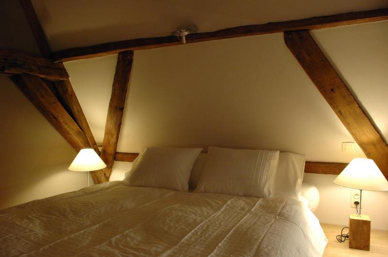 Two-Bedroom Suite - Third Floor image 4
