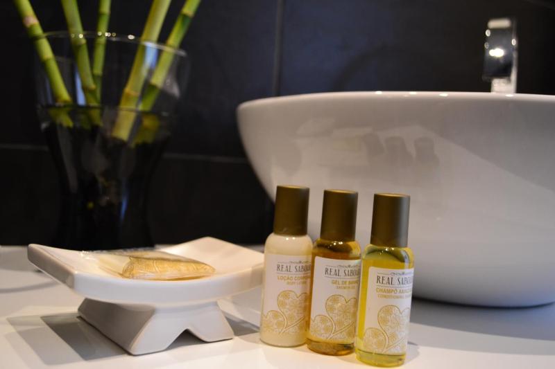 Deluxe Suite image 3