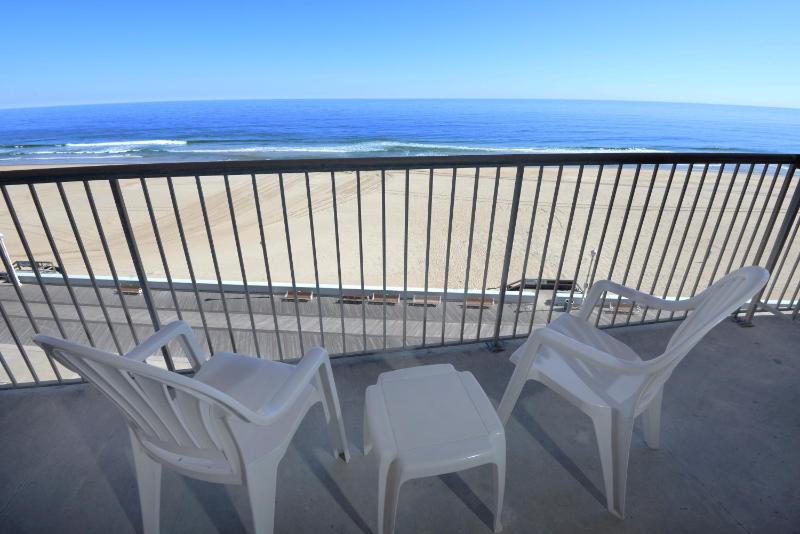 Grand Hotel Ocean City Oceanfront - image 15