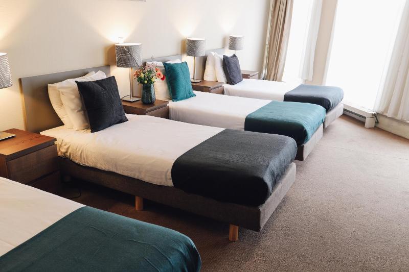 Quadruple Room image 3