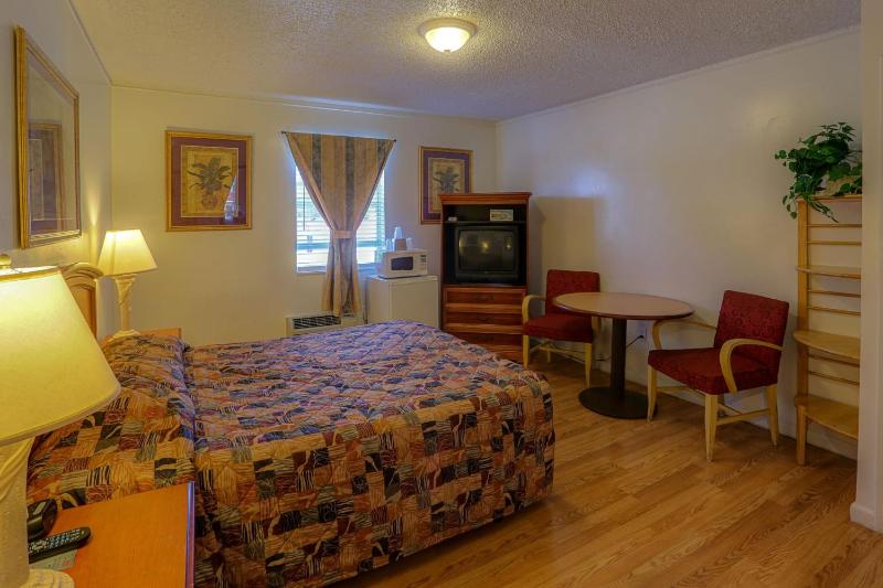 Richard's Hotel - image 21