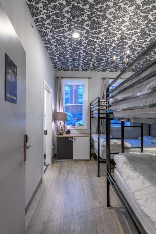 Comfort Quadruple Room image 4