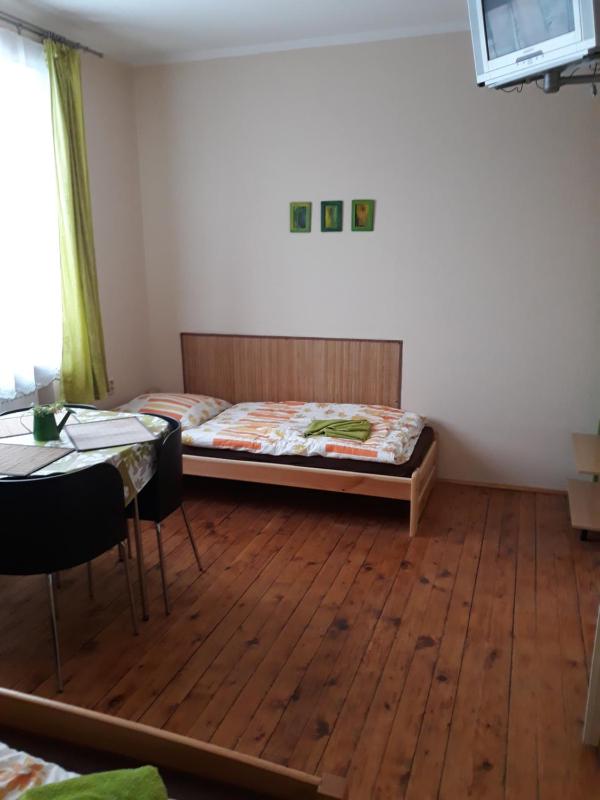 Apartment image 3