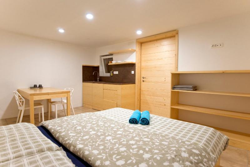 Apartment image 4