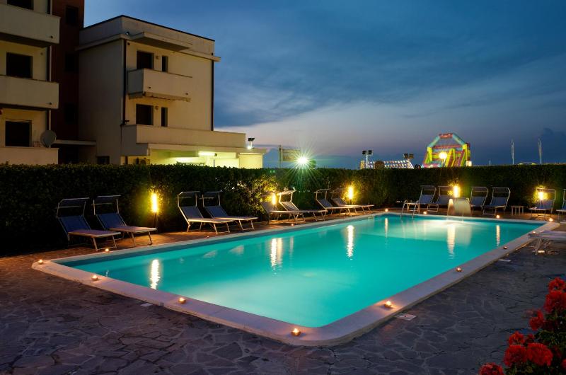Hotel Life - Natural Style Rimini - image 20