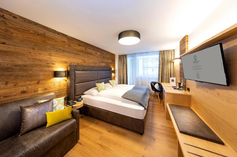 Double or Twin Room image 1