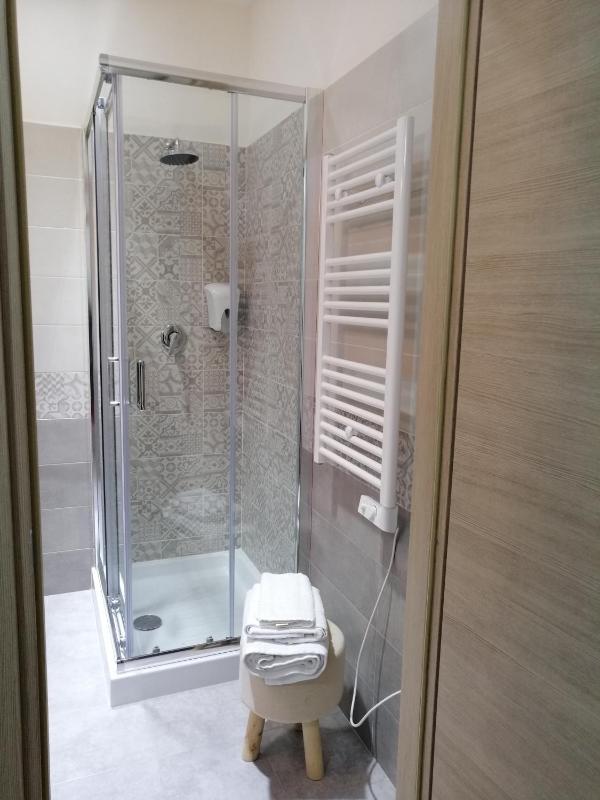 Single Room with Private Bathroom image 3