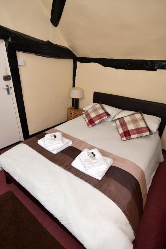 Double Room with Shower image 1