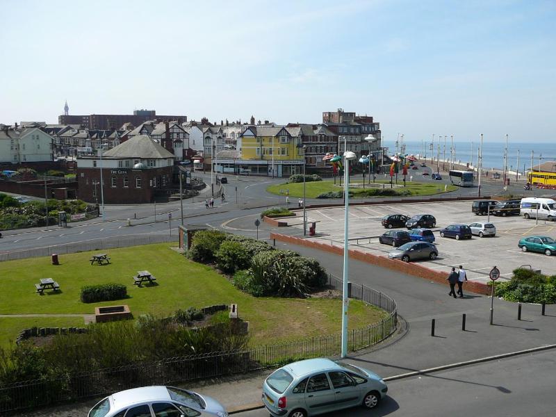 Double Room with Sea View image 2